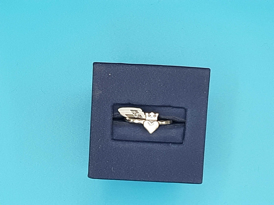 Women's Ring - Silver 1.7 grams Size 5