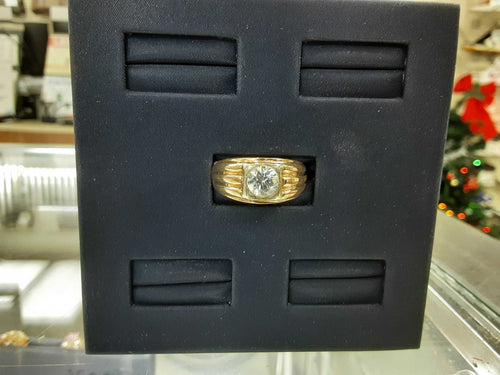 Men's Ring - Yellow Gold 14k (.585) 7.4 grams Size 9.5