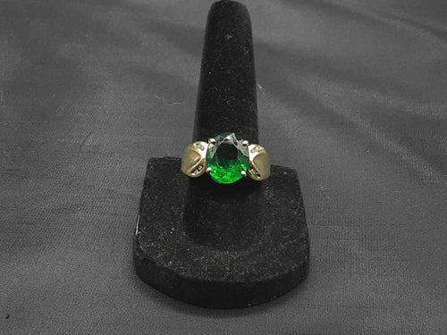 Women's Ring - Solitaire - Yellow Gold 10k (.417) 4.3 grams Size 6.5