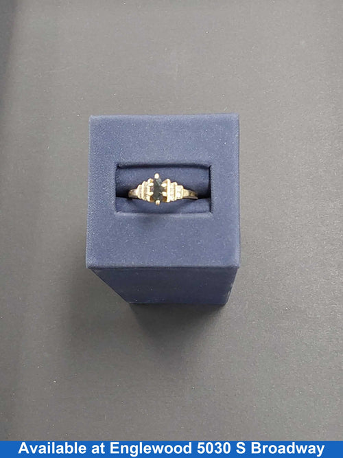 Women's Ring - Yellow Gold 10k (.417) 2.1 grams Size 6.5