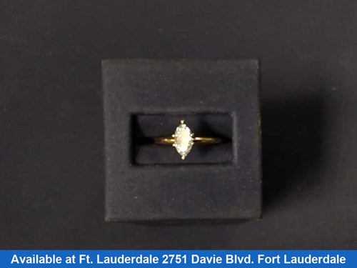 Women's Ring - Solitaire - Yellow Gold 14k (.585) 1.7 grams Size 7
