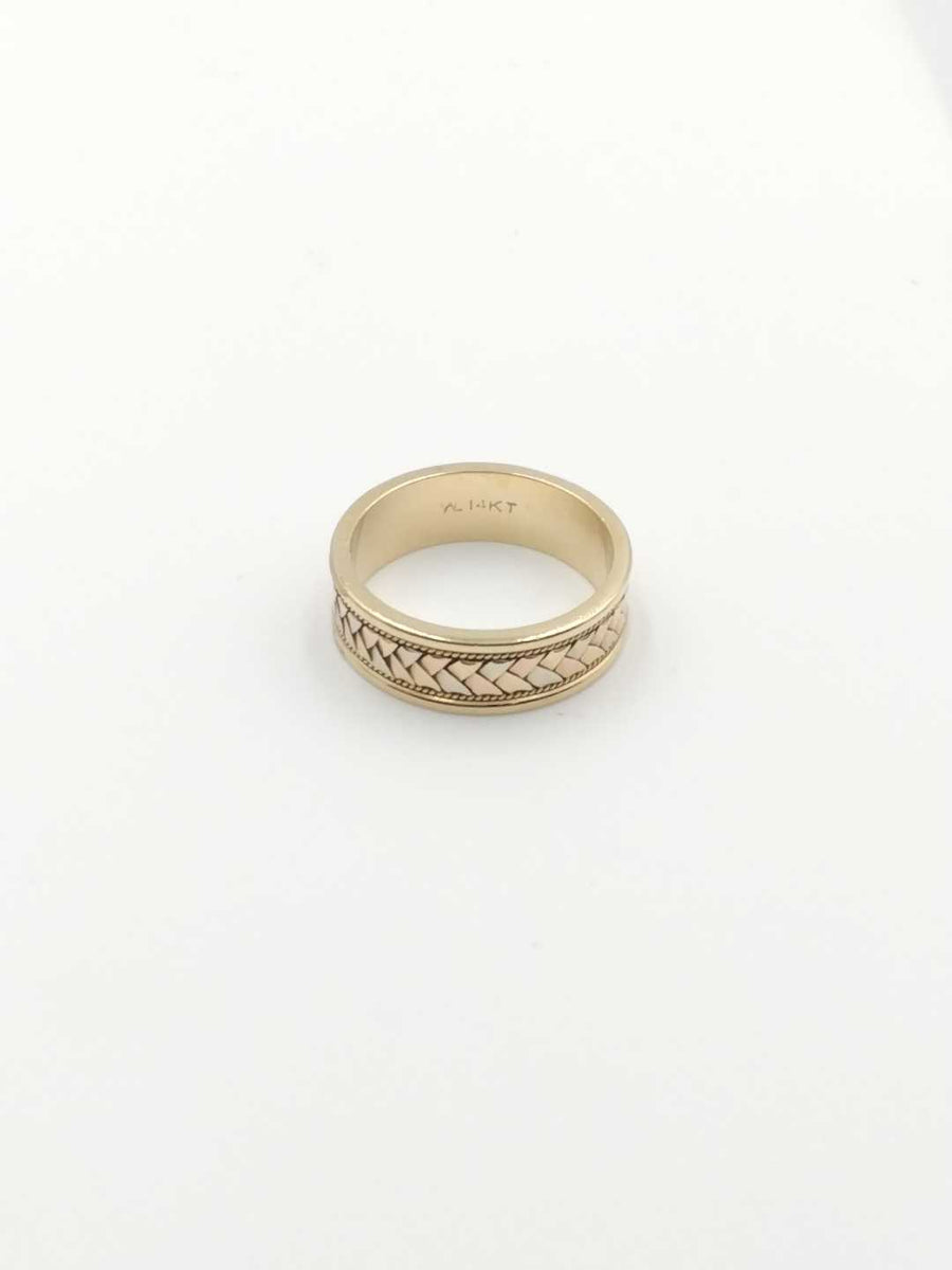 Ring - Wedding Band - Yellow Gold 14k (.585) 8.9 grams Size 6.5