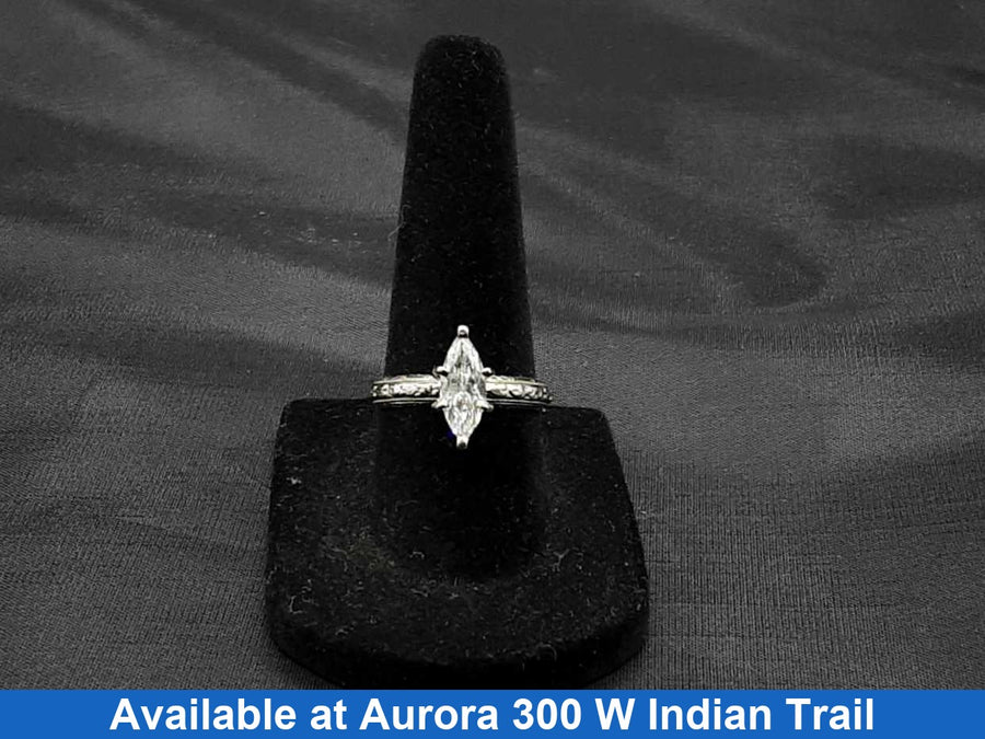 Women's Ring - Solitaire - White Gold 14k (.585) 3.2 grams Size 6.5