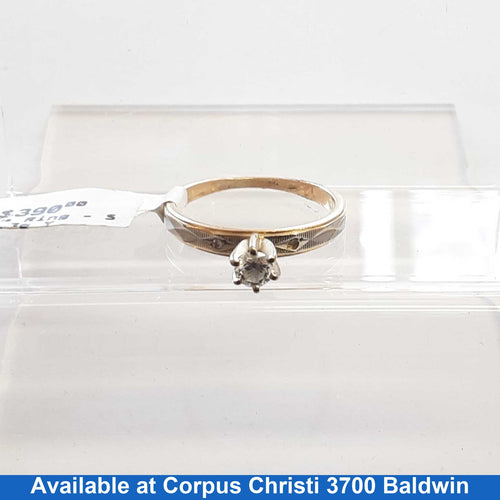 Women's Ring - Solitaire - Yellow Gold 14k (.585) 2.3 grams Size 7.5