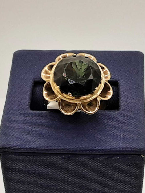 Women's Ring - Yellow Gold 14k (.585) 7.3 grams Size 8
