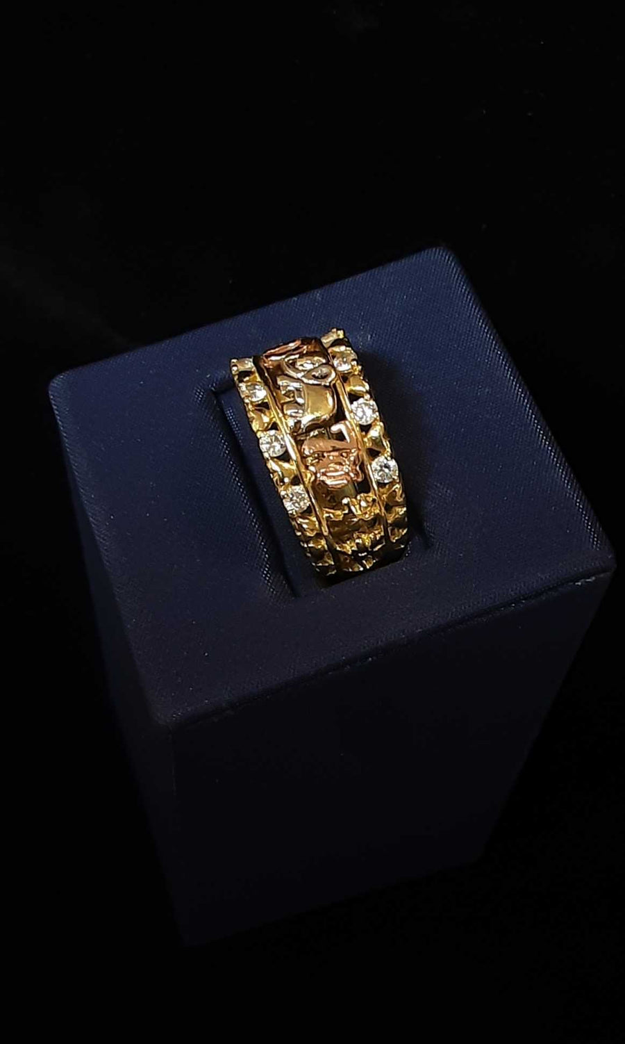 Women's Ring - Yellow Gold 14k (.585) 6.1 grams Size 7