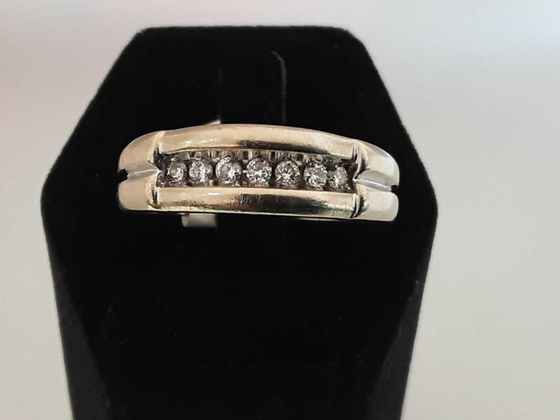 White Gold 14k (.585) 5.9 grams Size 11