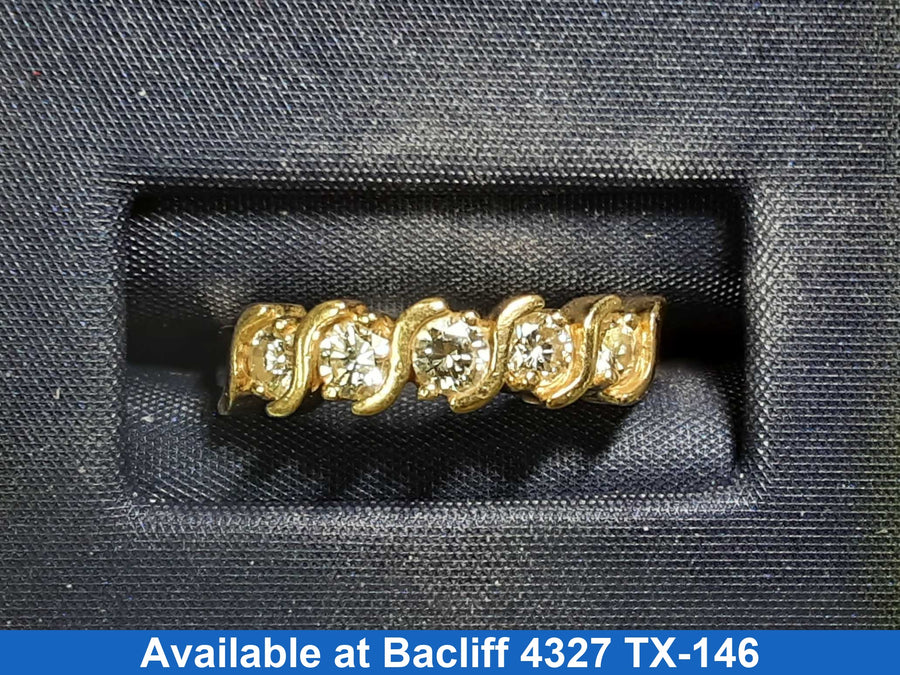 Ring - Wedding Band - Yellow Gold 14k (.585) 2.8 grams Size 5.5