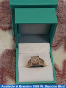 Women's Ring - Yellow Gold 14k (.585) 6.1 grams Size 7.5
