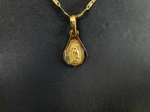 Chain - Tricolor Gold 14k (.585) 3.2 grams 18 inch