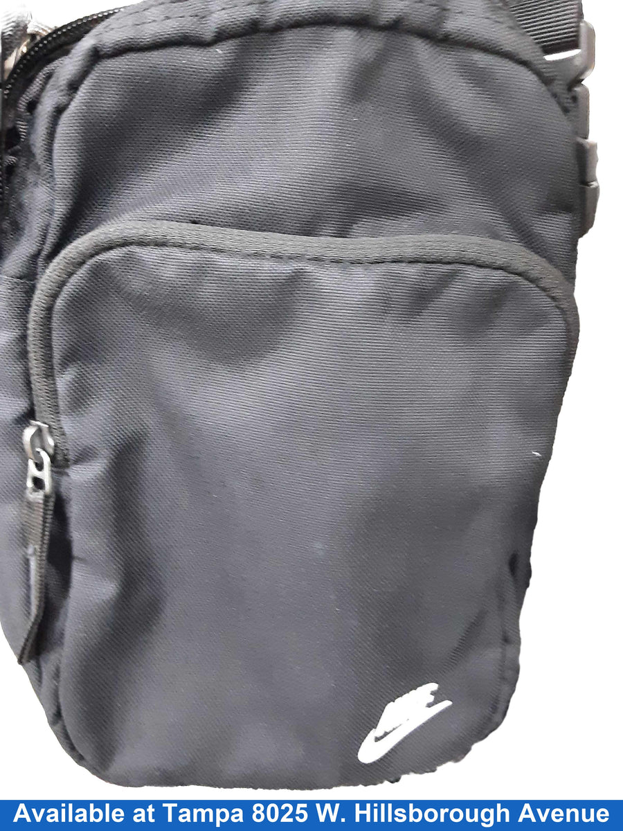 Nike 56323 Black Purse / Handbag