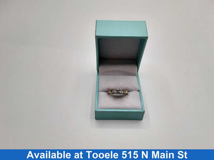 Women's Ring - White Gold 14k (.585) 4.5 grams Size 6