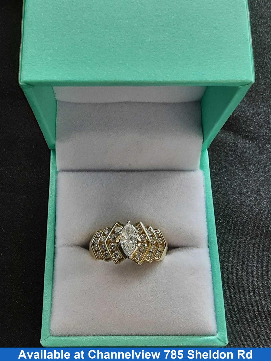 Women's Ring - Yellow Gold 14k (.585) 6.4 grams Size 7