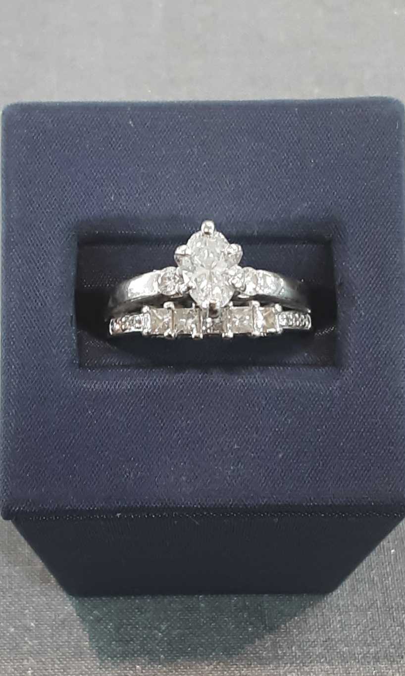 Ring - Engagement Set - White Gold 14k (.585) 7.6 grams Size 9