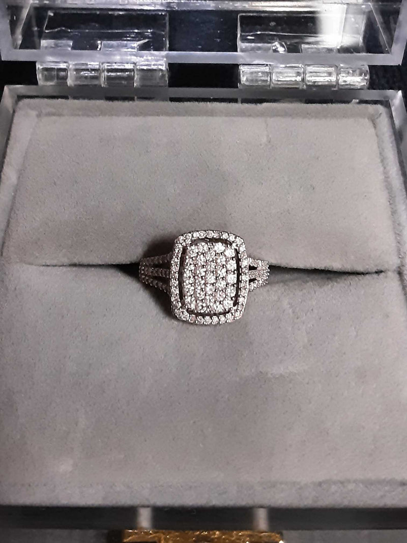 14k White Gold Cluster Engagement Ring