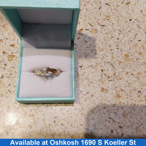 Women's Ring - Solitaire - Yellow Gold 14k (.585) 3.2 grams Size 8.5