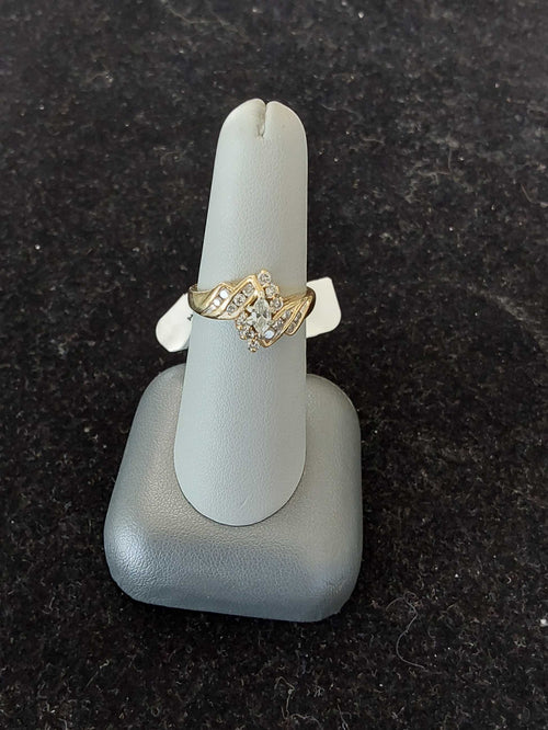 Ring - Wedding Set - Yellow Gold 14k (.585) 4 grams Size 7