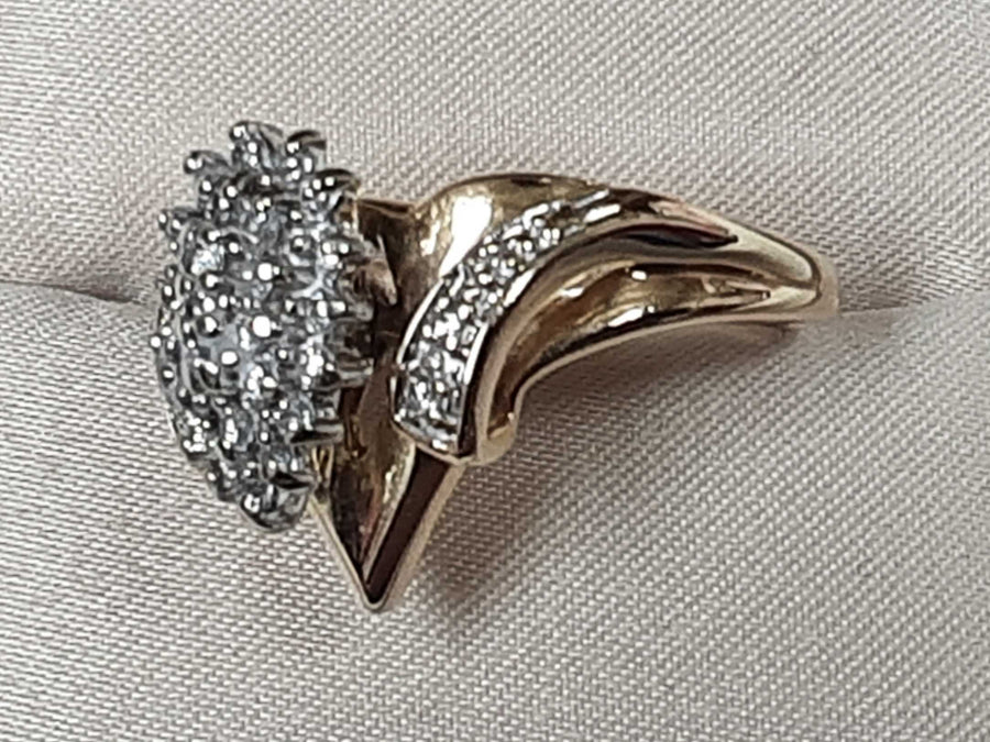 Women's Ring - Yellow Gold 14k (.585) 5.8 grams Size 9.5