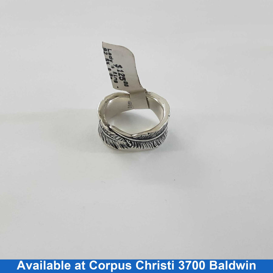 Women's Ring - Silver 8 grams Size 7.5
