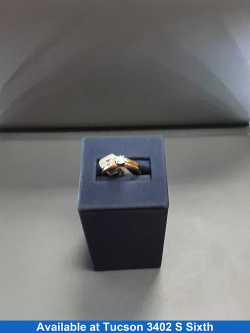 Women's Ring - Solitaire - Yellow Gold 14k (.585) 2.9 grams Size 7.5