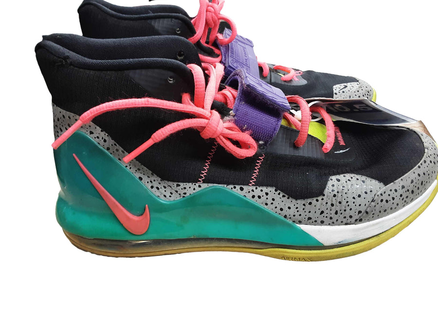 Nike 108755906 Multi-color