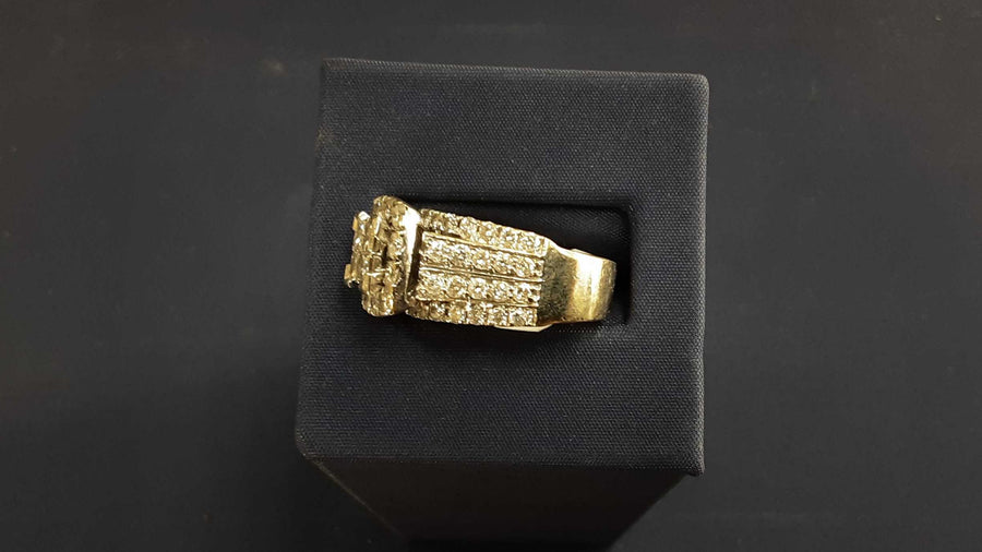 Women's Ring - White Gold 14k (.585) 10.5 grams Size 10.5