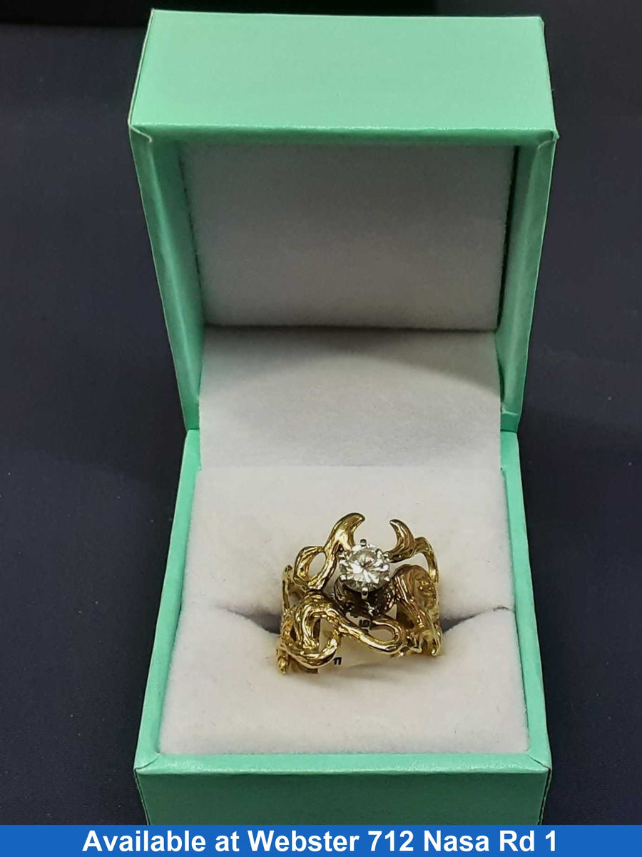 Women's Ring - Yellow Gold 14k (.585) 6.4 grams Size 7