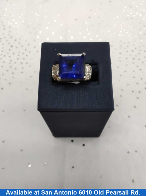Women's Ring - White Gold 14k (.585) 14.3 grams Size