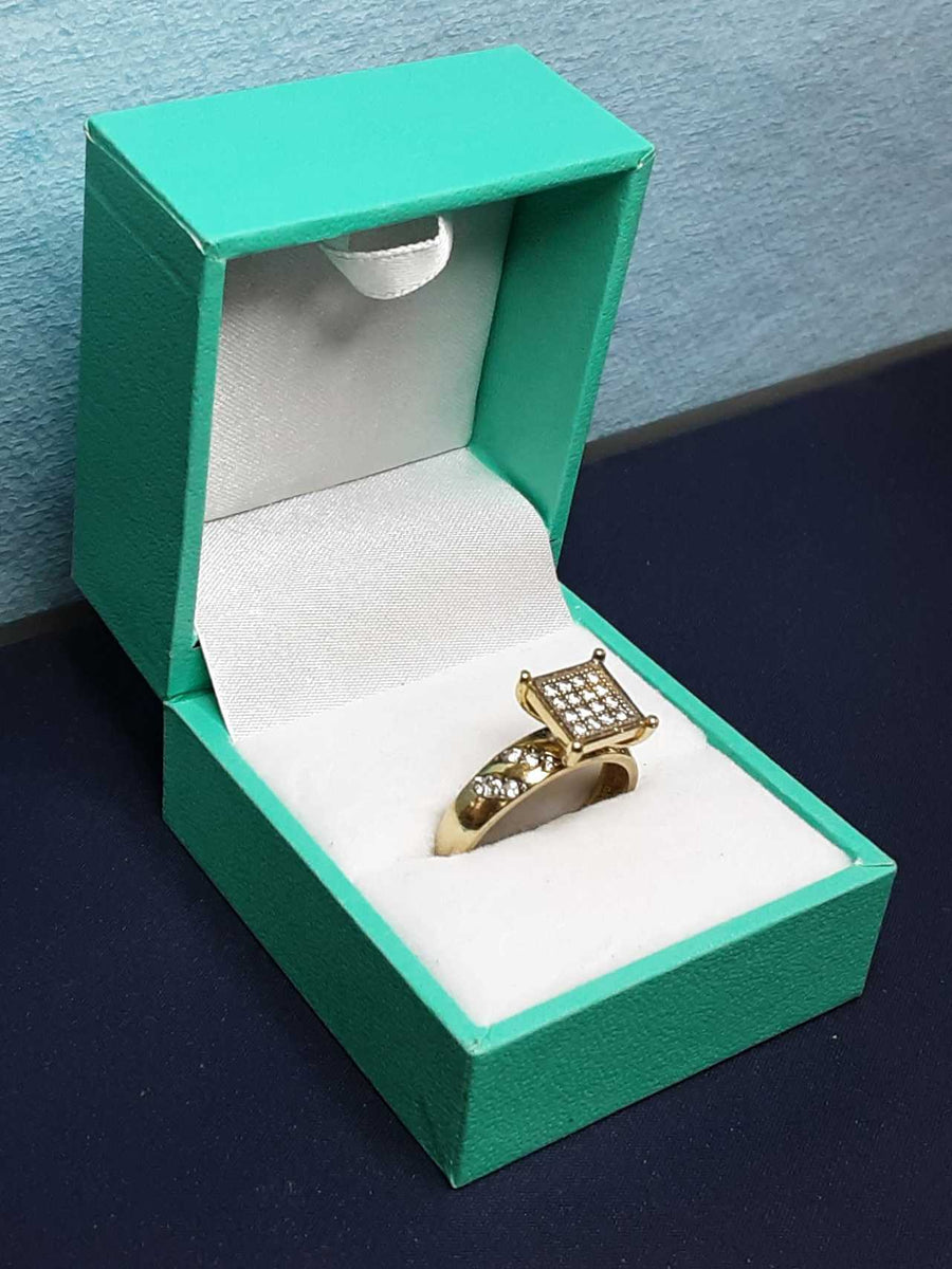 Women's Ring - Yellow Gold 10k (.417) 3.5 grams Size 8