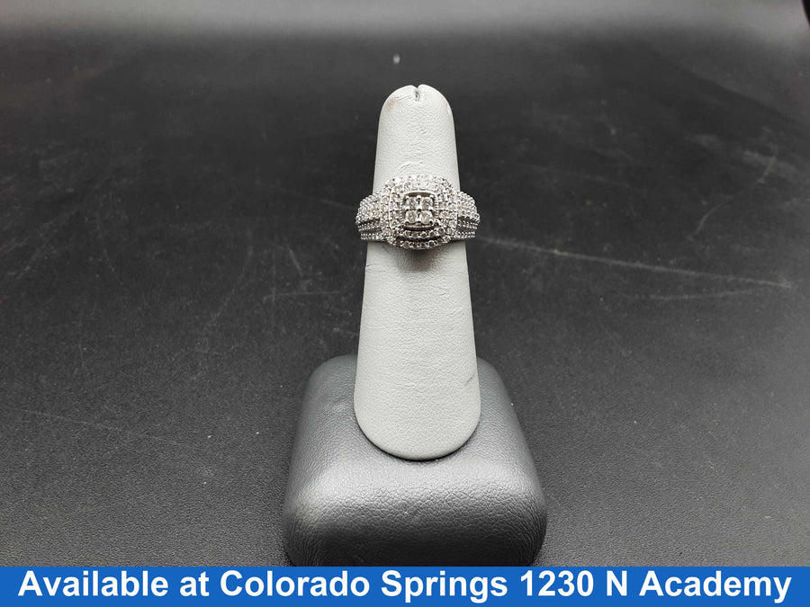 Women's Ring - White Gold 10k (.417) 5.3 grams Size 5.5