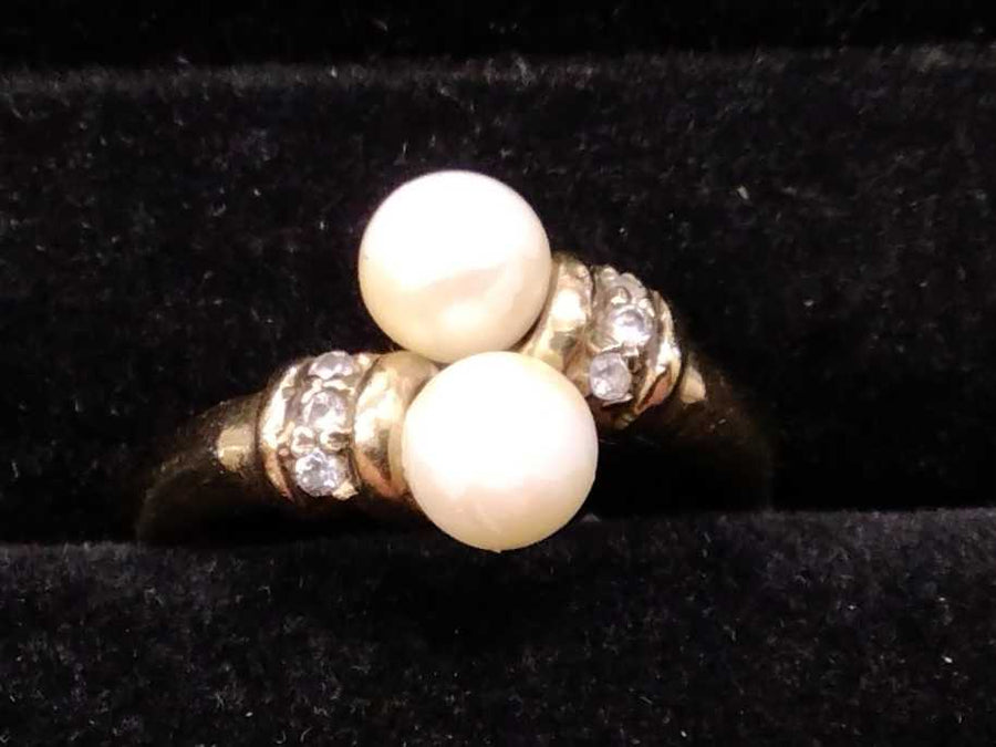 Women's Ring - Yellow Gold 10k (.417) 3.4 grams Size 10
