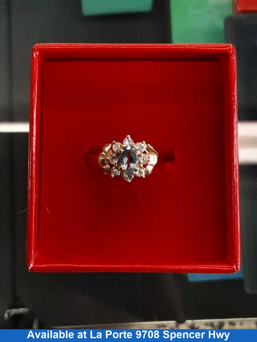 Women's Ring - Yellow Gold 10k (.417) 2.2 grams Size 5.5