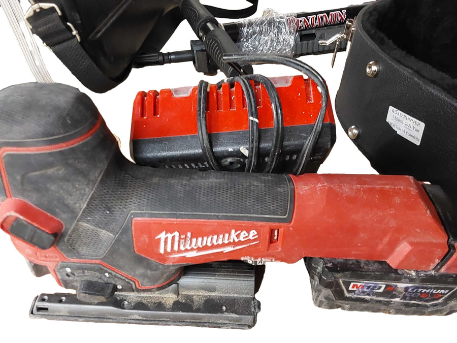 Milwaukee 2737b-20 Red Cordless Jig Saw