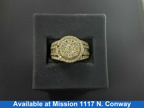 Women's Ring - White Gold 10k (.417) 8.8 grams Size 9.5