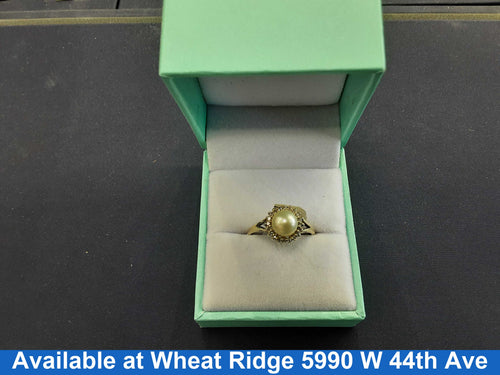 Women's Ring - Yellow Gold 10k (.417) 2.6 grams Size 7.5