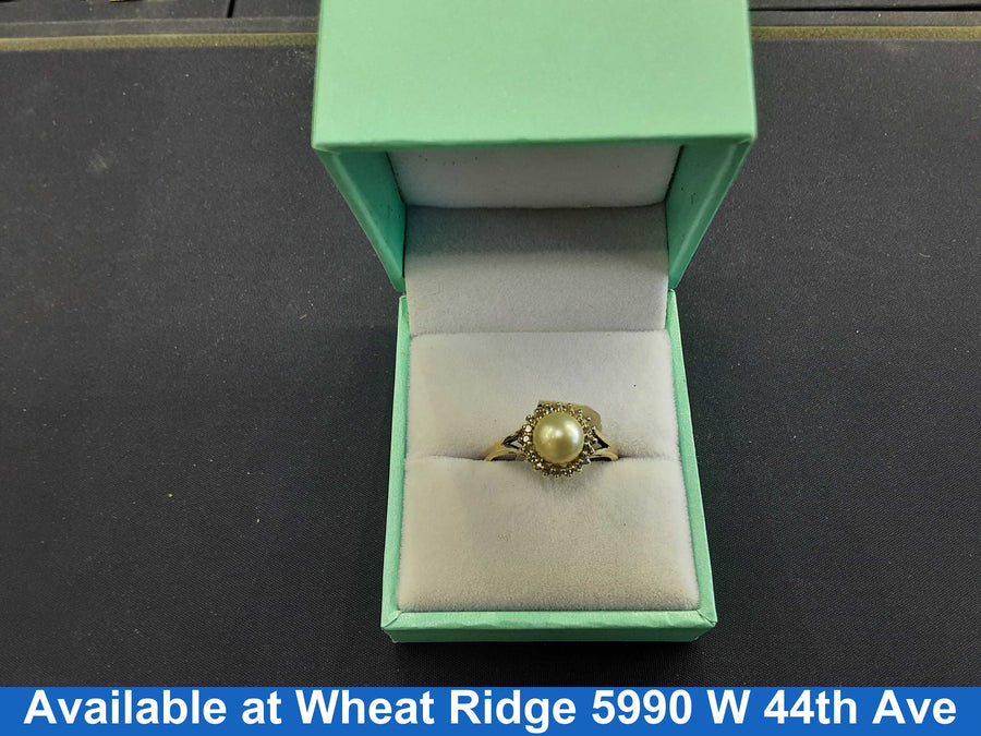 Women's Ring - Yellow Gold 10k (.417) 2.6 grams Size 7.5