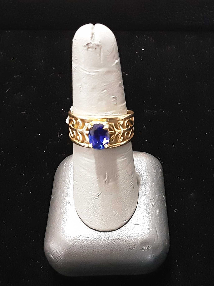 Women's Ring - Yellow Gold 14k (.585) 6.6 grams Size 8