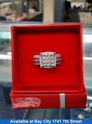Women's Ring - White Gold 14k (.585) 6.2 grams Size 7.5