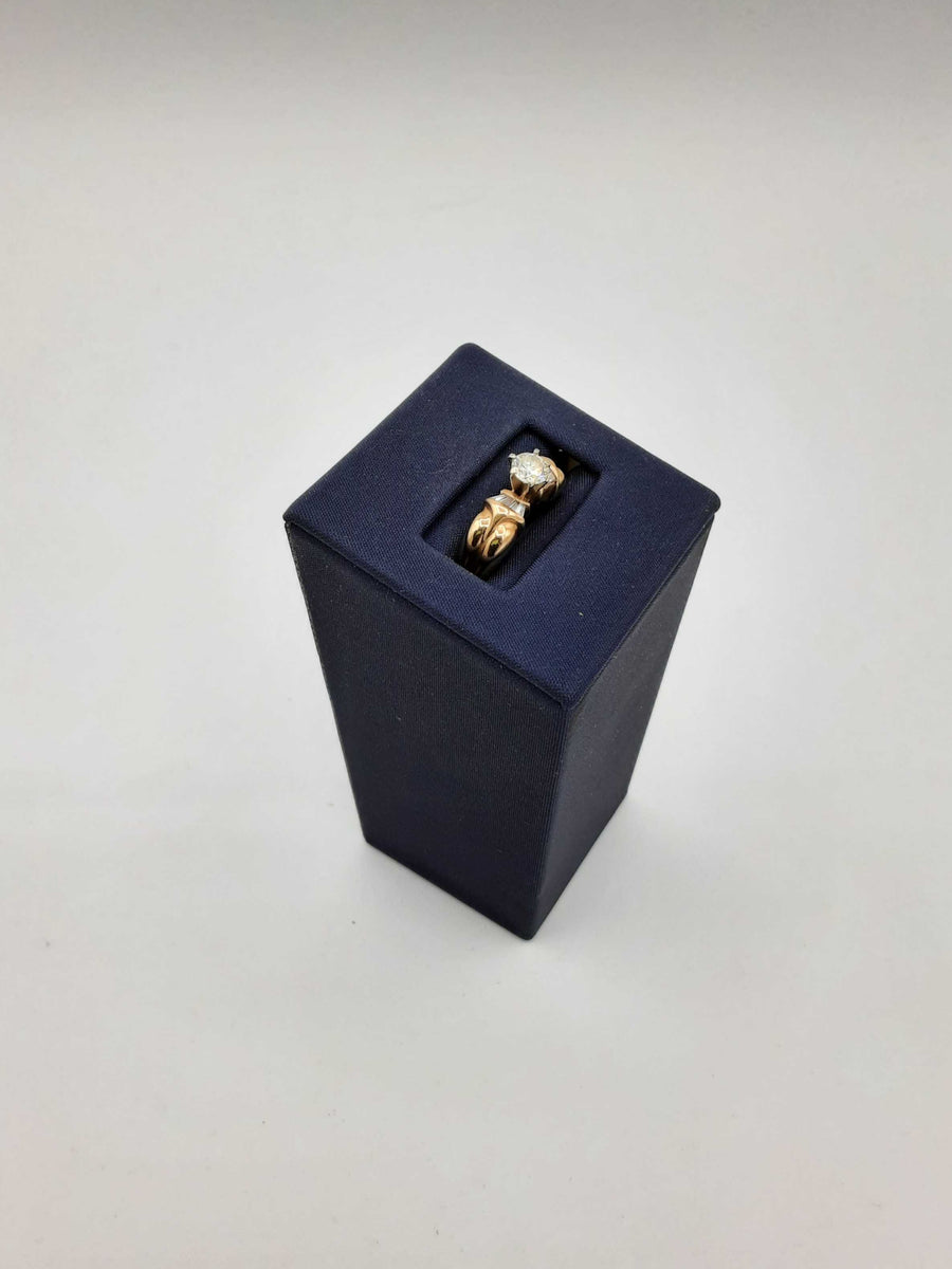 Women's Ring - Solitaire - Yellow Gold 14k (.585) 4.5 grams Size 7