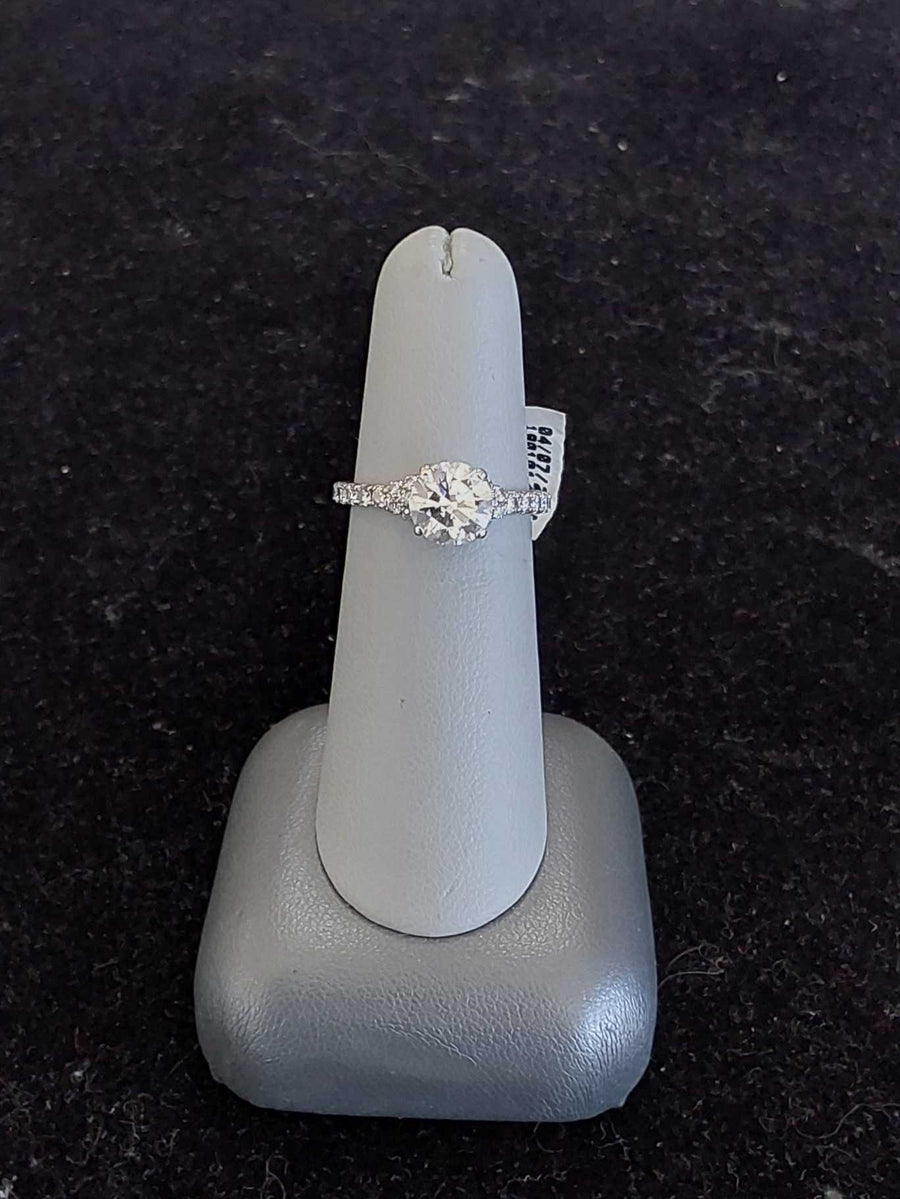 Women's Ring - Solitaire - White Gold 14k (.585) 3.1 grams Size 5.5