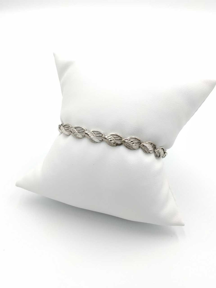 Link Bracelet - White Gold 10k (.417) 6.2 grams 6 inch