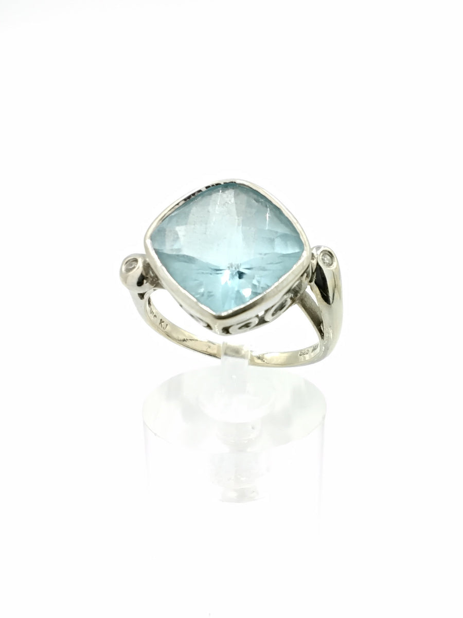 Women's Ring - White Gold 14k (.585) 4.5 grams Size 6.5