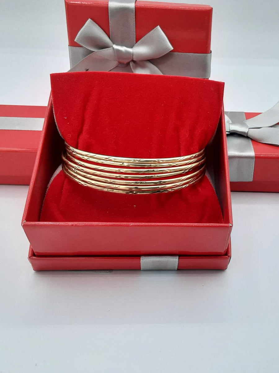 Bangle Bracelet - Yellow Gold 10k (.417) 16.5 grams 5 inch