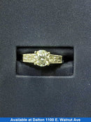 Women's Ring - Solitaire - Platinum 6.2 grams Size 7