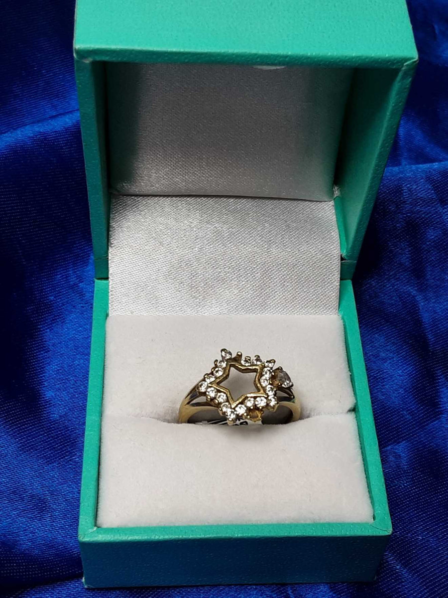 Women's Ring - Yellow Gold 10k (.417) 2.5 grams Size 7.5