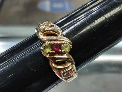 Women's Ring - Yellow Gold 14k (.585) 7.1 grams Size 10