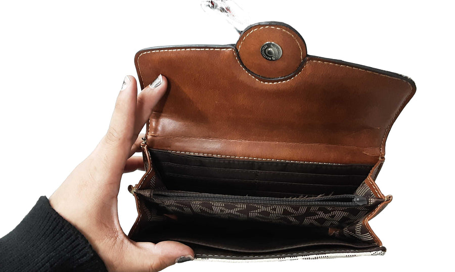 Michael Kors Beige / Tan Wallet