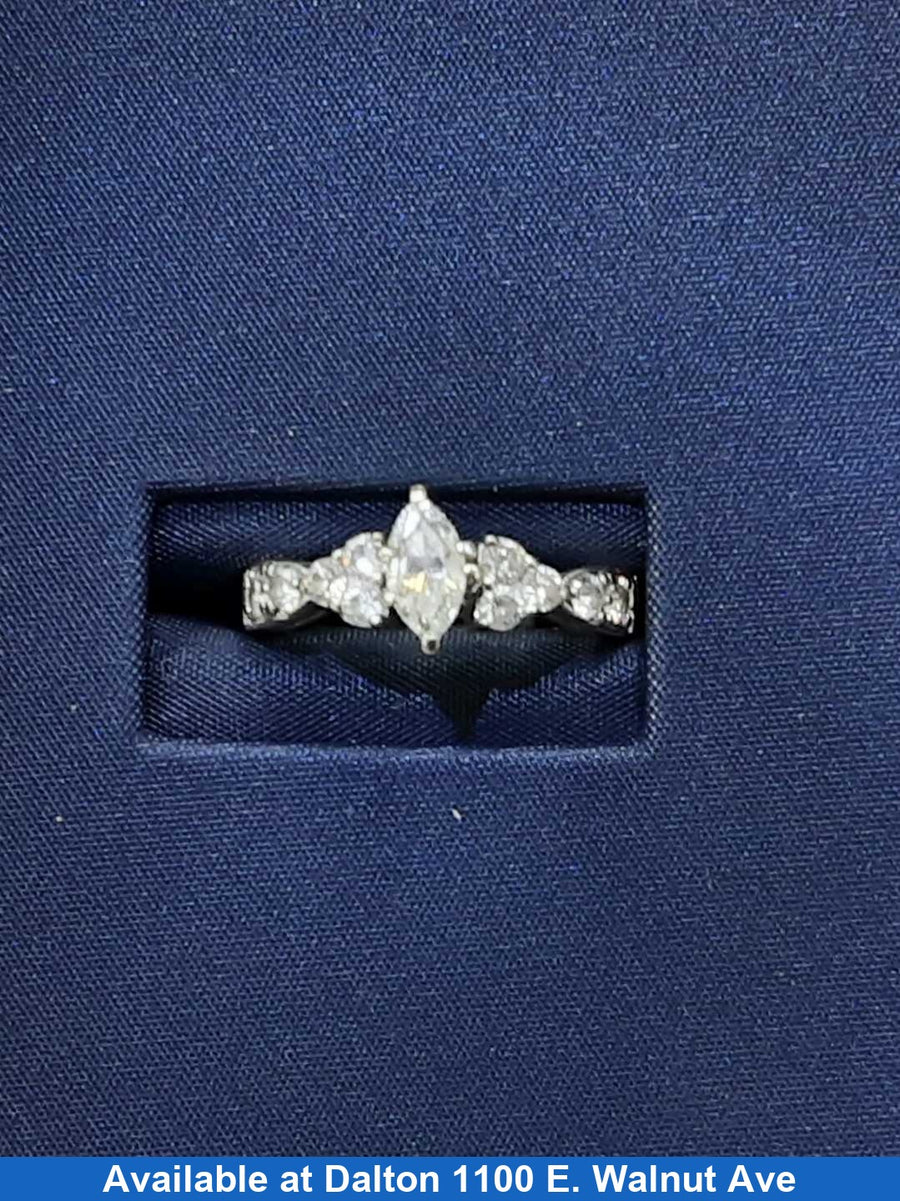 Women's Ring - White Gold 14k (.585) 3.8 grams Size 7