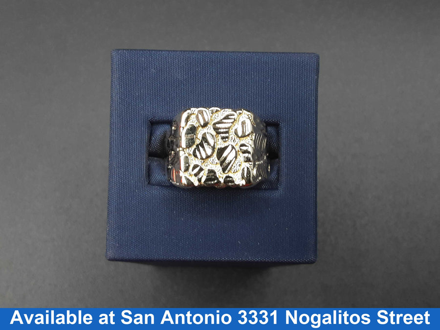 Men's Ring - Yellow Gold 10k (.417) 4.5 grams Size 7
