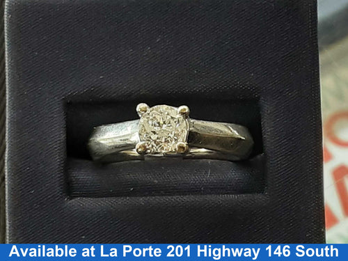 Women's Ring - White Gold 14k (.585) 5.6 grams Size 7